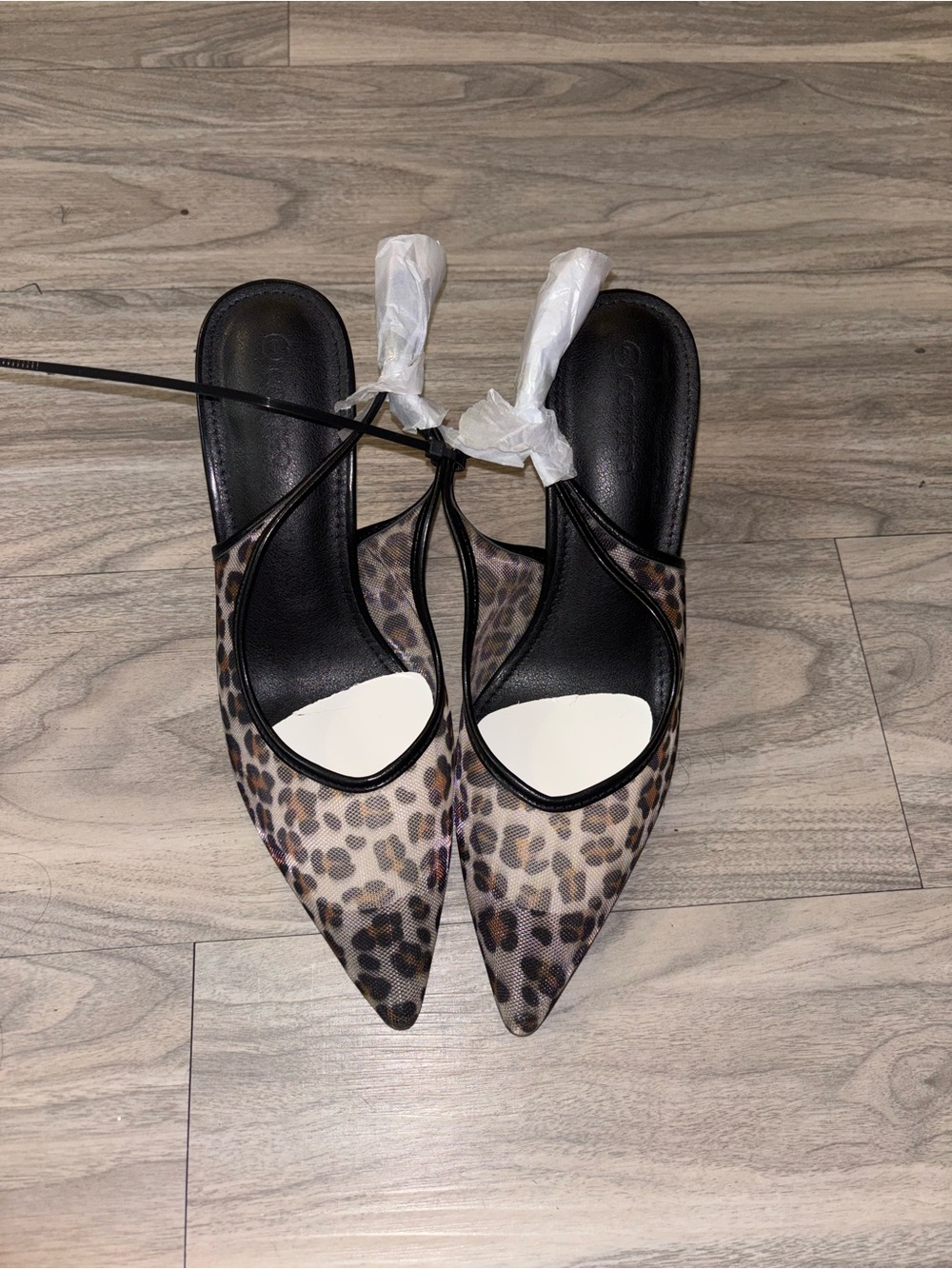 Leopard Print Pointed Toe Slingback Heels - Black Trim